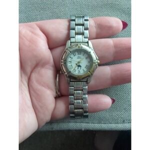 Vintage Timex Indiglo Women's‎ Camel Bucks Watch 1980's